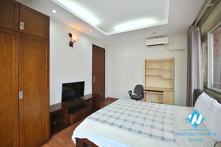 One bedroom furnished apartment for rent in Dang Thai Mai, Tay Ho, Hanoi